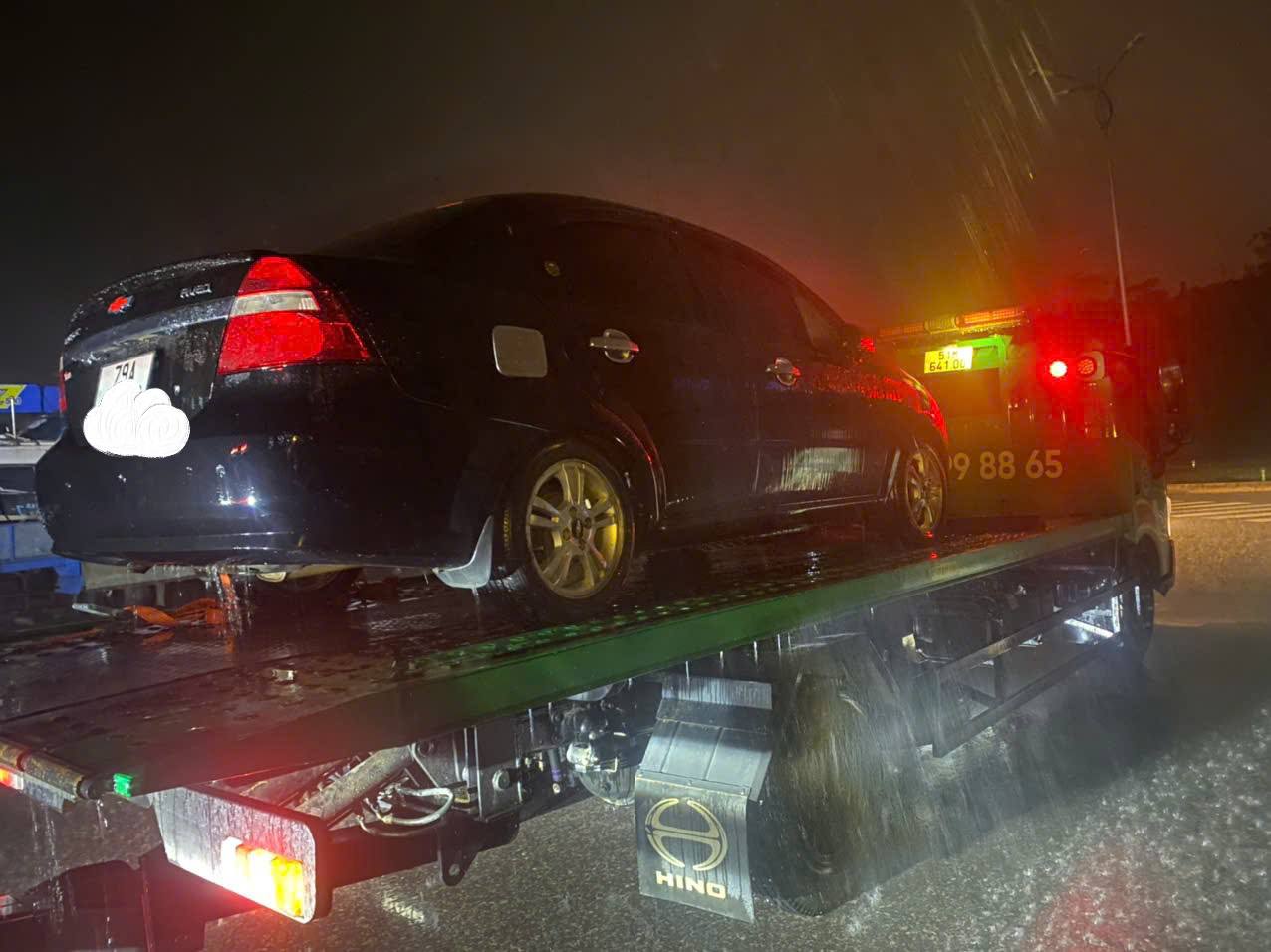 Sự cố rách lốp xe tại Hoàn Kiếm, Hà Nội