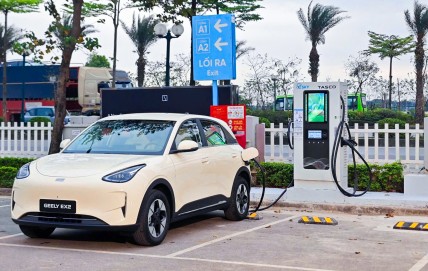 HƯỚNG DẪN SỬ DỤNG TÍNH NĂNG VETC TRẠM SẠC TRÊN...